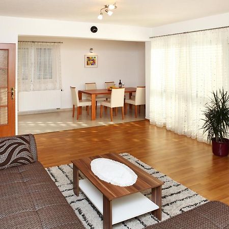 Apartment Matea Трогир Экстерьер фото